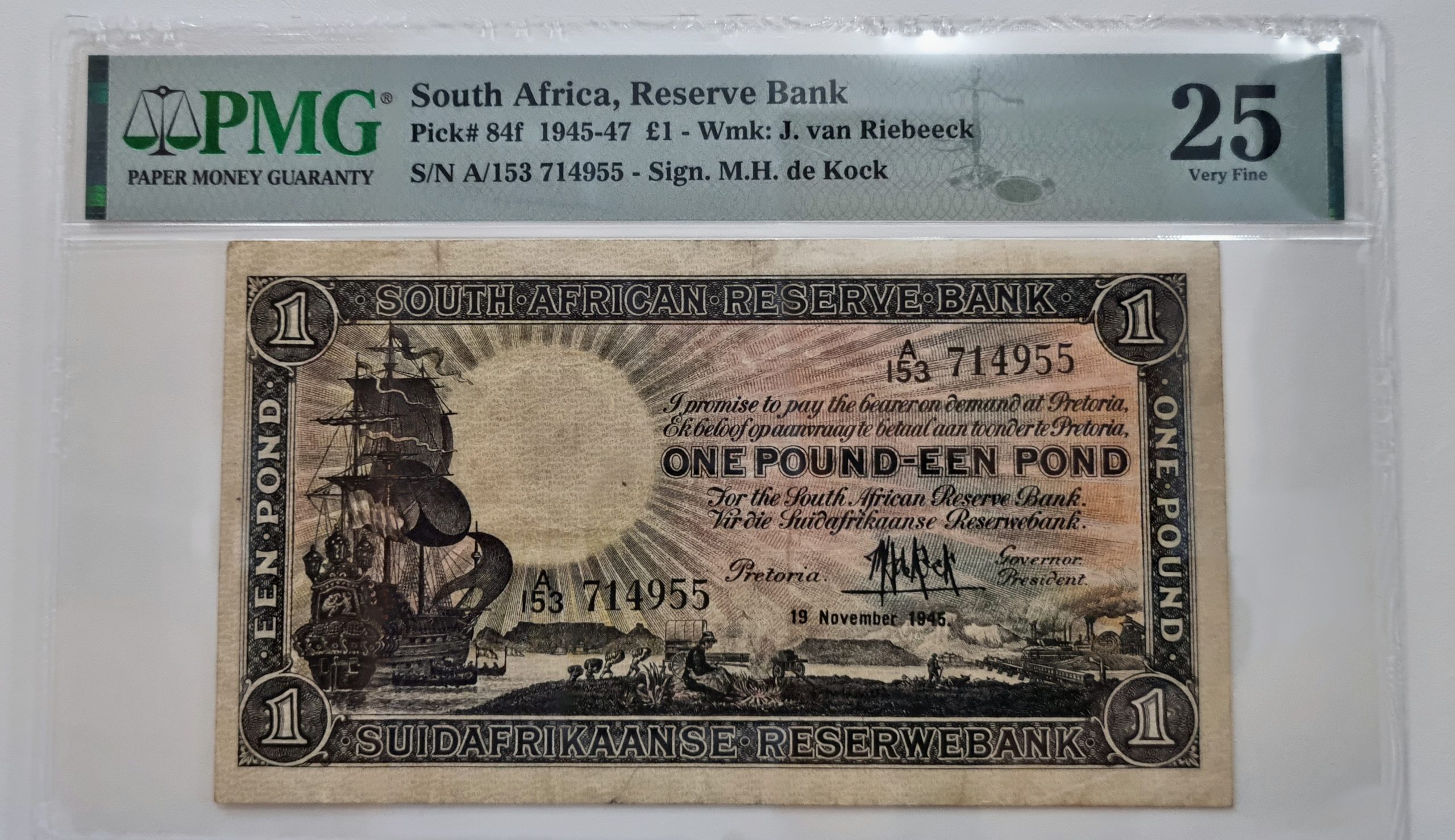 South Africa, Reserve Bank, Pick# 84f 1945-47 £1 - Wmk: J. van Riebeeck, S/N A/153 714955 - Sign. M.H. de Kock 25 Very Fine