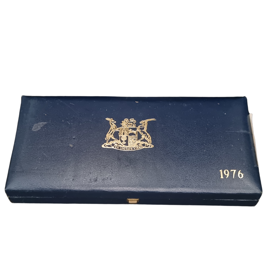 1976 South Africa Proof Set - in Original Box - Image 2