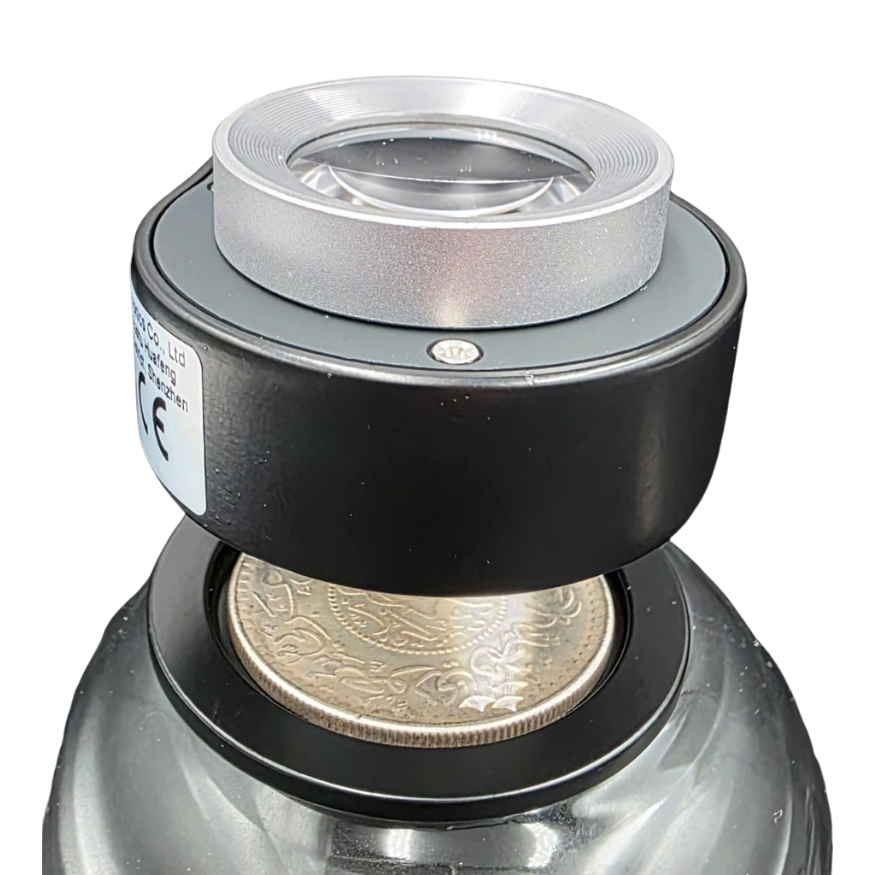 Magnifying Glass with LED/UV Light - Image 2